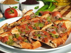 Pide with beef meat